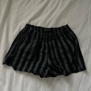 Brandy Melville- black and white plaid shorts